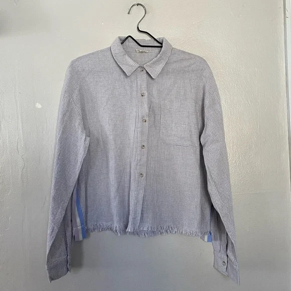 Hem & Thread Gray Button Up Shirt Frayed Hem Cropped Top Women’s Size Small - Picture 9 of 9